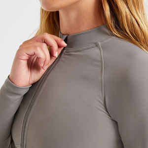 Ensemble de yoga pour femmes de haute qualité, 2 pièces, soutien-gorge de sport grande taille, haut zippé, veste amincissante, tricot uni, sans couture, vêtements de sport actifs - Product Image 6