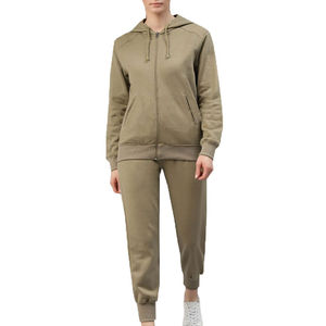 Survêtements tendance de qualité supérieure pour femmes Logo personnalisé Tarifs de gros par fabricant pour les survêtements pour femmes - Product Image 1