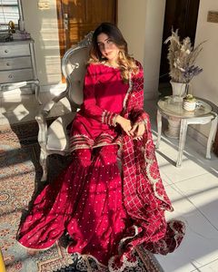 Salwar Kameez pakistanais formel avec travail et design classique pour les réceptions du soir disponibles à des prix abordables - Product Image 6