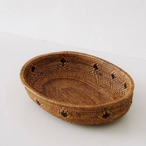 Plat de service en rotin naturel unique avec un design élégant, parfait pour l'utilisation d'un bol de stockage de salade de fruits et d'aliments - Product Image 2