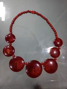 Elegante collar de resina hecho a mano para regalo de cumpleaños - Product Image 3