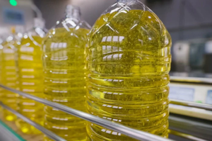 Refined Soy Bean Oil 100 Refined <b>Soybean</b> Oil for Sale Bulk Packaging - Product Image 3