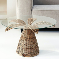 Table Console festonnée en rotin de palmier Table basse en osier faite à la main Table basse nordique Logo personnalisé et emballage au Vietnam