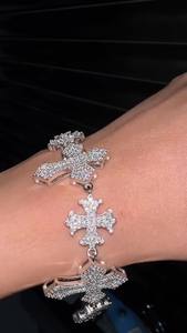 Pulsera de Cruz con Incrustaciones de Moissanita al por Mayor, Plata 925, Joyería Hip Hop VVS, Pulsera Religiosa, Fabricante de Joyería Personalizada - Product Image 3