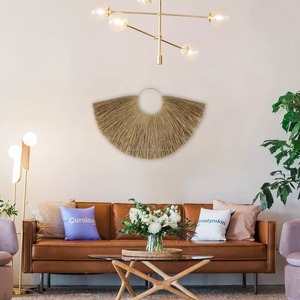 ของตกแต่งผนังสไตล์โบโฮจากหญ้าทะเลธรรมชาติ งานถักมือรูปพัด สำหรับตกแต่งบ้าน ผลิตในเวียดนาม - Product Image 5