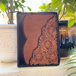 Organizador de cartera de cuero genuino con herramientas occidentales Carpeta de documentos florales con cierre de cremallera para documentos comerciales - Product Image 1