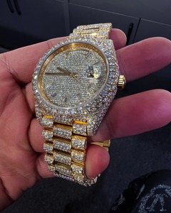 Reloj de cuarzo Ronda dorado de 5mm de grosor de caja para hombre de alta calidad, puntero de diamante Natural completamente helado, banda de cuero italiano - Product Image 3