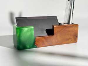 Tarjetero de Resina y Madera Ecológico y Duradero, Hecho a Mano, Estuche Delgado para Tarjetas Bancarias de Madera Natural - Product Image 4