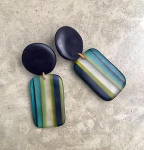 Creative Design <b>Epoxy</b> <b>Resin</b> Earrings Marble Effect Lightweight Earrings For Wedding & Birthday Party Gift For Girl At Best <b>Price</b> - Product Image 3