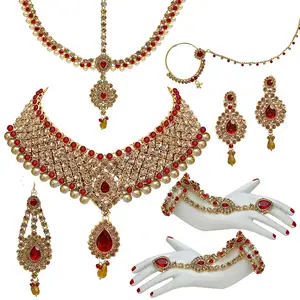 Hot Sale Stainless Steel Jewelry Wedding Set High Quality 18K Gold Dubai Jewelry Set Diamond Charm Necklace Earring Set