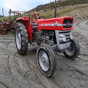 Tracteur à roues Massey Ferguson 135 avec composants de base Boîte de vitesse de pompe à moteur Tracteur Massey Fergusson Qualité supérieure Acheter aujourd'hui - Product Image 4