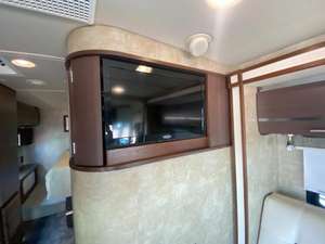 MEILLEURE OFFRE 2014 Winnebagos V-i-a 25Q prêt à la vente - Product Image 6