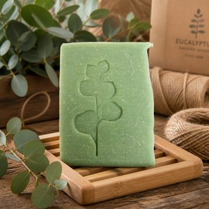 สบู่ยูคาลิปตัสทำมือแบบ Cold Process - สบู่ธรรมชาติทั้งหมด ผลิตด้วยมือโดย Fire Lake Soapery - Product Image 2