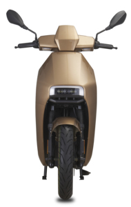 มอเตอร์ไซค์ไฟฟ้า Dynamoto Verona S7000 กำลังไฟ 7000 วัตต์ แรงดัน 72 โวลต์ ความเร็วสูงสุด 105 กม./ชม. ได้รับการรับรองมาตรฐาน EEC รับน้ำหนักได้สูงสุด 255 กก. - Product Image 3