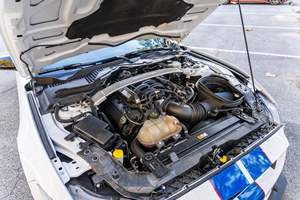 Ford Mustang Shelby GT350R 2017 Usado, 20500 Millas, Transmisión Manual de 6 Velocidades, Paquete Electrónico R, Mayormente sin Modificaciones - Product Image 6