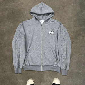 Sudadera con Capucha Personalizada de Estilo Urbano, 100% Algodón, Corte Regular, Parches Bordados, Diseño de Pedrería para Hombre - Product Image 1