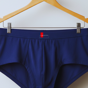 Sous-vêtements pour hommes en maille respirante sans couture Coupe classique Taille mi-haute Boxer de haute qualité Couleur unie - Product Image 4