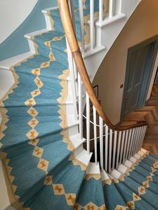 Meilleur tapis d'escalier Kilim en laine/soie tissée à la main à motifs floraux modernes de la dernière collection lavable pour un usage domestique - Product Image 2