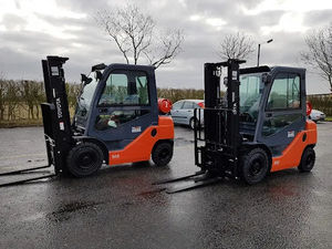 Chariot élévateur à vendre pas cher en stock en bon état - Product Image 2