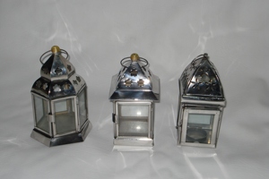 Lanternes de maison et de jardin composées d'acier inoxydable et de fer et de bois avec des supports et des supports de T-light dans les finitions multiples au besoin - Product Image 3