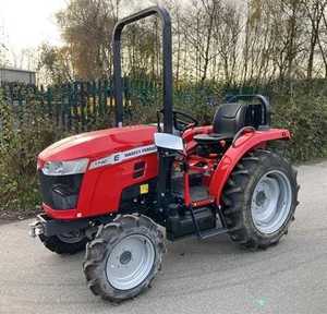 Tracteur à conducteur marchant Massey Ferguson 1525 le plus vendu, 21 CV, 4 roues motrices, avec plateau de coupe de 60 pouces, pompe, boîte de vitesses, moteur et groupe motopropulseur - Product Image 1