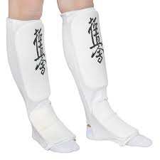 ถุงมือคาราเต้คิโอคุชิน ดีไซน์ใหม่ พร้อมสายรัดยาว - Product Image 3