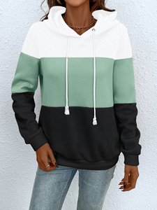 เสื้อฮู้ดผู้หญิงลำลองสำหรับฤดูหนาว ผ้าฝ้ายฟลีซพิมพ์ลายบล็อกสี พร้อมปรับแต่งได้เต็มรูปแบบ - Product Image 6