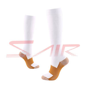 Meilleur prix Chaussettes décontractées en coton pour hommes de haute qualité, respirantes, douces et solides, noires, confortables, avec logo personnalisé, vente en gros - Product Image 5