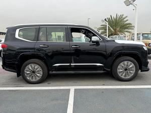 New /USED 2025 TO YOTA LAND CRU SER VXR 300 360 Rear Camera 31-40T Load Capacity Emission Diesel /GAS Automatic FOR SALE - Product Image 4