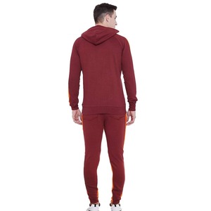 Ensemble de survêtements personnalisés de haute qualité pour hommes Vente en gros Personnalisé survêtement d'entraînement pour hommes Survêtement personnalisé OEM - Product Image 3