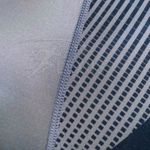 Superventas de manga larga Rash Guard Color sólido Fitness Wear Último diseño con características transpirables Producto más vendido - Product Image 6