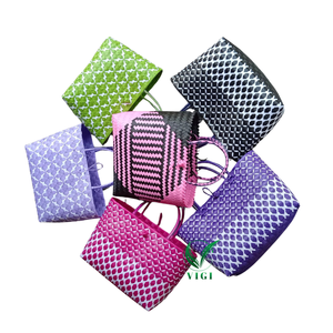 Bolsa de plástico vietnamita tradicional, cesta ecológica hecha a mano para viajes, moda y exhibiciones de decoración del hogar - Product Image 2