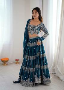 Ordene Ahora: Lehenga Festiva de Georgette Sintética de Color Precioso y Aspecto Elegante, Fácil de Drapear en un Minuto, Ropa Étnica al por Mayor - Product Image 4