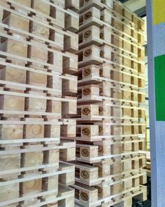 พาเลทไม้ยูโร แผ่นไม้เนื้อแข็งสำหรับขนส่ง ขนาด 1200x1200 มม. (48x40 นิ้ว) สำหรับจัดการสินค้าในคลังสินค้า - Product Image 3