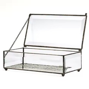 Boîte à bijoux ronde en verre transparent de conception royale, boîte à bijoux en verre doré pour bijoux, boîte à bagues - Product Image 3