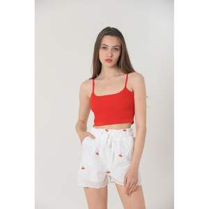 Shorts al por Mayor para Mujer Topshow con Bordado de Flores Rojas y Bolsillos - Product Image 3