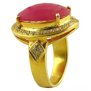 Bague de cocktail de luxe pour femme avec pierre de corail, plaqué or et argent, sertie de diamants pavés, design géométrique, tendance - Product Image 1
