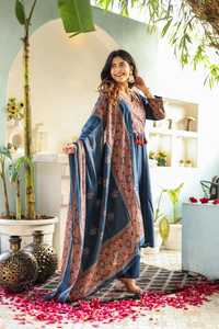 Indien ethnique coton long Kurti pantalon Dupatta costume femmes mariage Festival Pooja travail manuel traditionnel Festival robe Diwali robe - Product Image 6