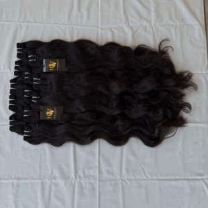 Extensiones de Cabello Humano Virgen Ondulado y Liso de Templo Indio Puro Sin Procesar - Proveedores de Paquetes de Cabello Humano de Templo Indio - Product Image 1