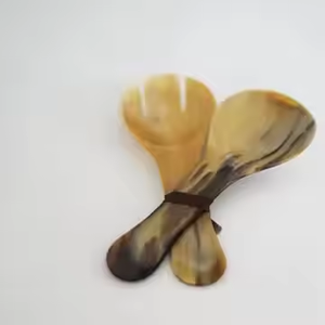 Cuillère à corne classique personnalisée organique Artisanat unique Corne de buffle d'eau naturelle de l'Inde Décoration intérieure par l'artisanat du croissant - Product Image 1