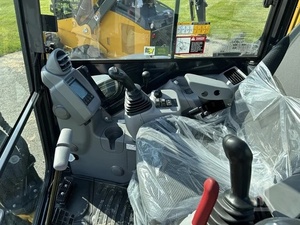 Mini-excavatrice sur chenilles John Deere 35P d'occasion, mini-excavatrice compacte hydraulique pour ferme, à vendre - Product Image 6