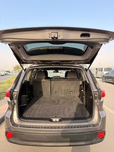 Toyota Highlander LE 3.5 L Nuevo/Usado, Transmisión Automática, SUV/Crossover - Product Image 6