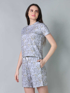 Ensemble haut et bas de qualité supérieure, doux, élégant, confortable et tendance Ensemble de cordons à col rond et à manches courtes pour femmes - Product Image 5