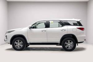 Nuevo, Cero Kilometraje/Km, Precio Accesible, 2025 Platinum White Pearl TY - Fortuner 2.7L 4WD SUV, Listo para Enviar - Product Image 5
