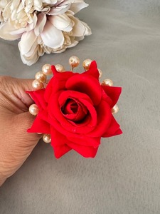 Épingles à cheveux roses rouges faites à la main avec perles Accessoires de cheveux floraux de mariée et de fête La couleur de personnalisation est disponible - Product Image 5