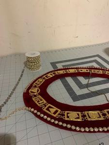 REGALIA MASONIC ROYAL ARCH MARK MASTER COLLAR CADENA DE METAL RESPALDO TERCIOPELO ROJO + JOYA GRATIS - Product Image 3