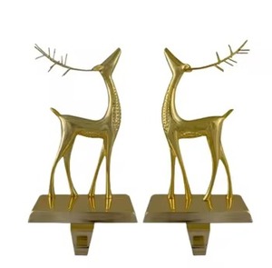 Crochet mignon en or pour petit arbre Accent décoratif pour accrocher des ornements clés bas ou style de vacances mur de table ou utilisation de cadeau - Product Image 4