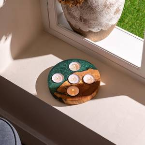 Bougeoir artisanal en résine et bois avec forme personnalisée pour la décoration de la maison - Product Image 3