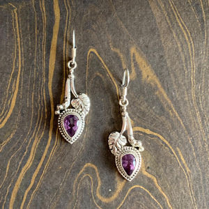 ต่างหูแฟชั่นทรงหยดน้ำ-อเมทิสต์ (5.1 กรัม) - Product Image 1