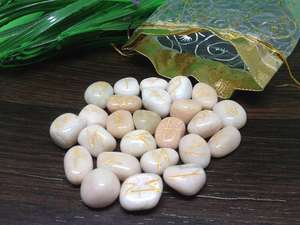 Ensemble de runes Futhark aîné en pierre de lune de haute qualité Ensemble de runiques en pierres précieuses pour la guérison Reiki - Product Image 3